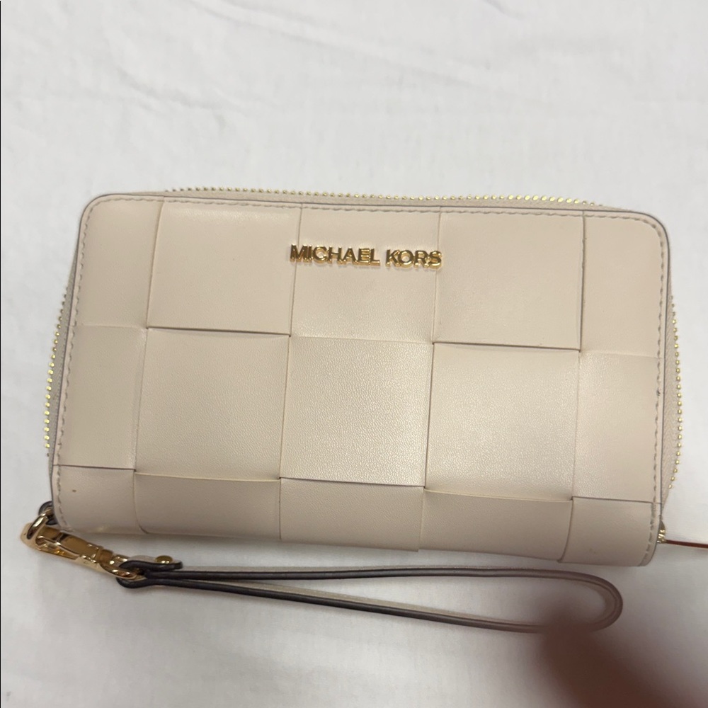 Michael Kors Woven Cream Wristlet